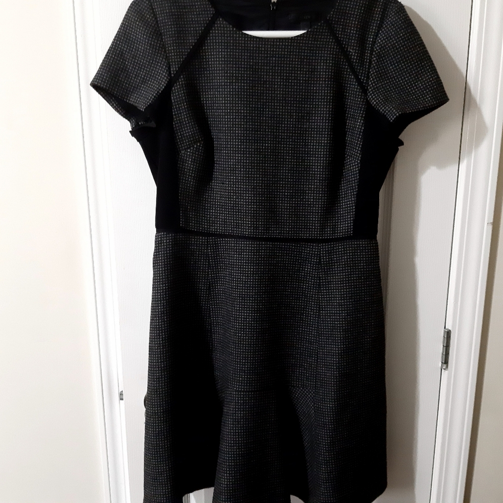 J. Crew Wool Blend Dress Size 10  Short Sleeve Plaid Flutter A-Line Career